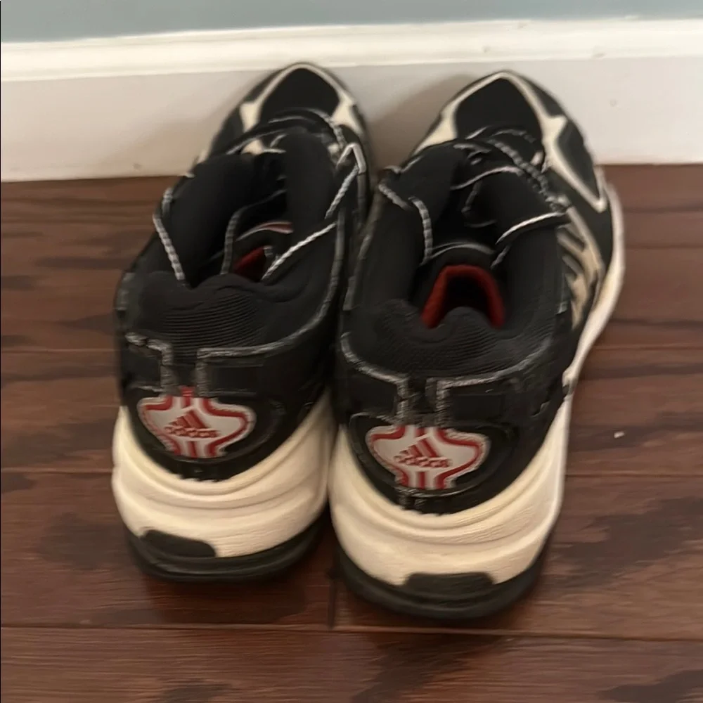 Adidas Men's size 12 Black and White Athletic Shoes - Picture 3 of 5